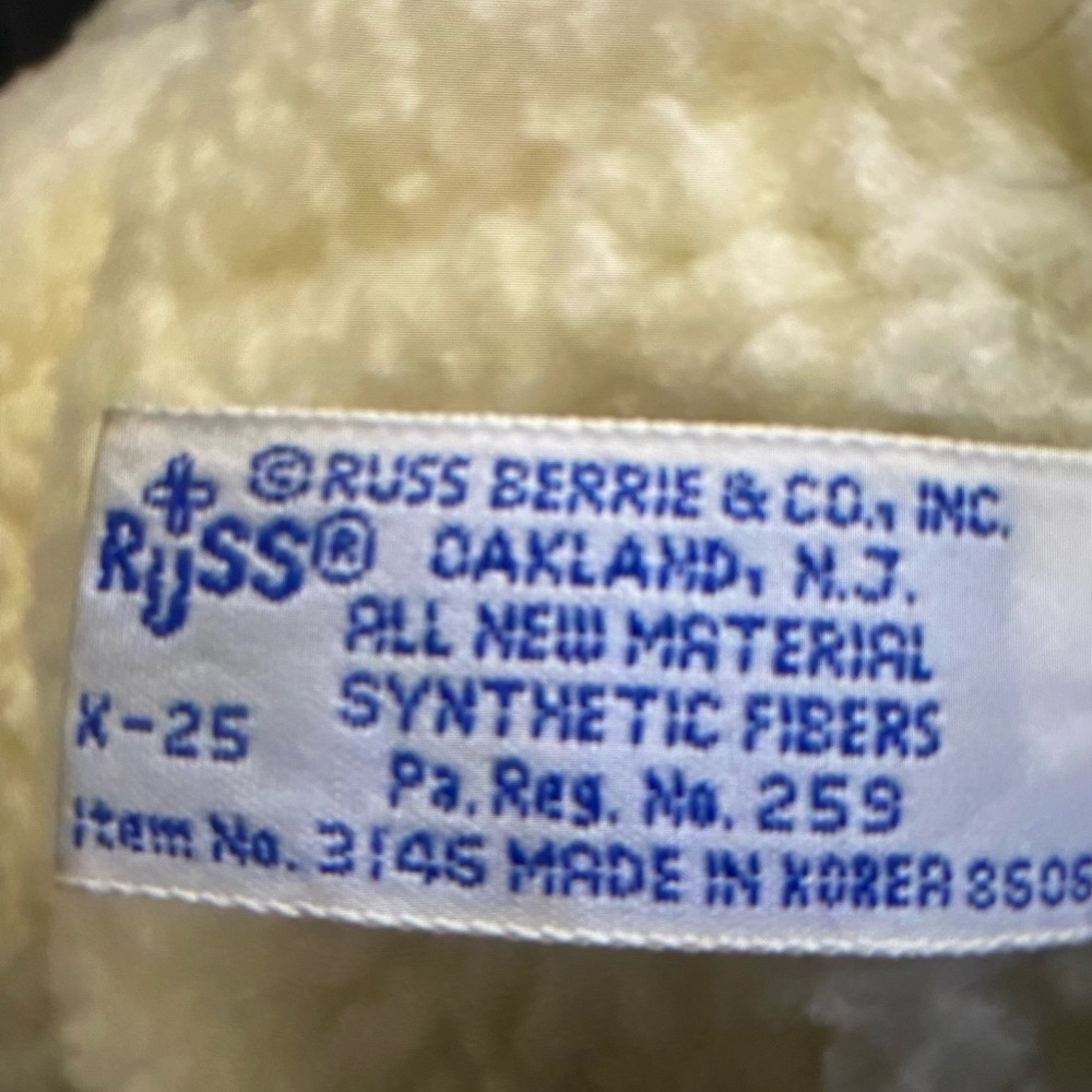 Vintage Russ Snuggle Bear - Picture 5 of 5